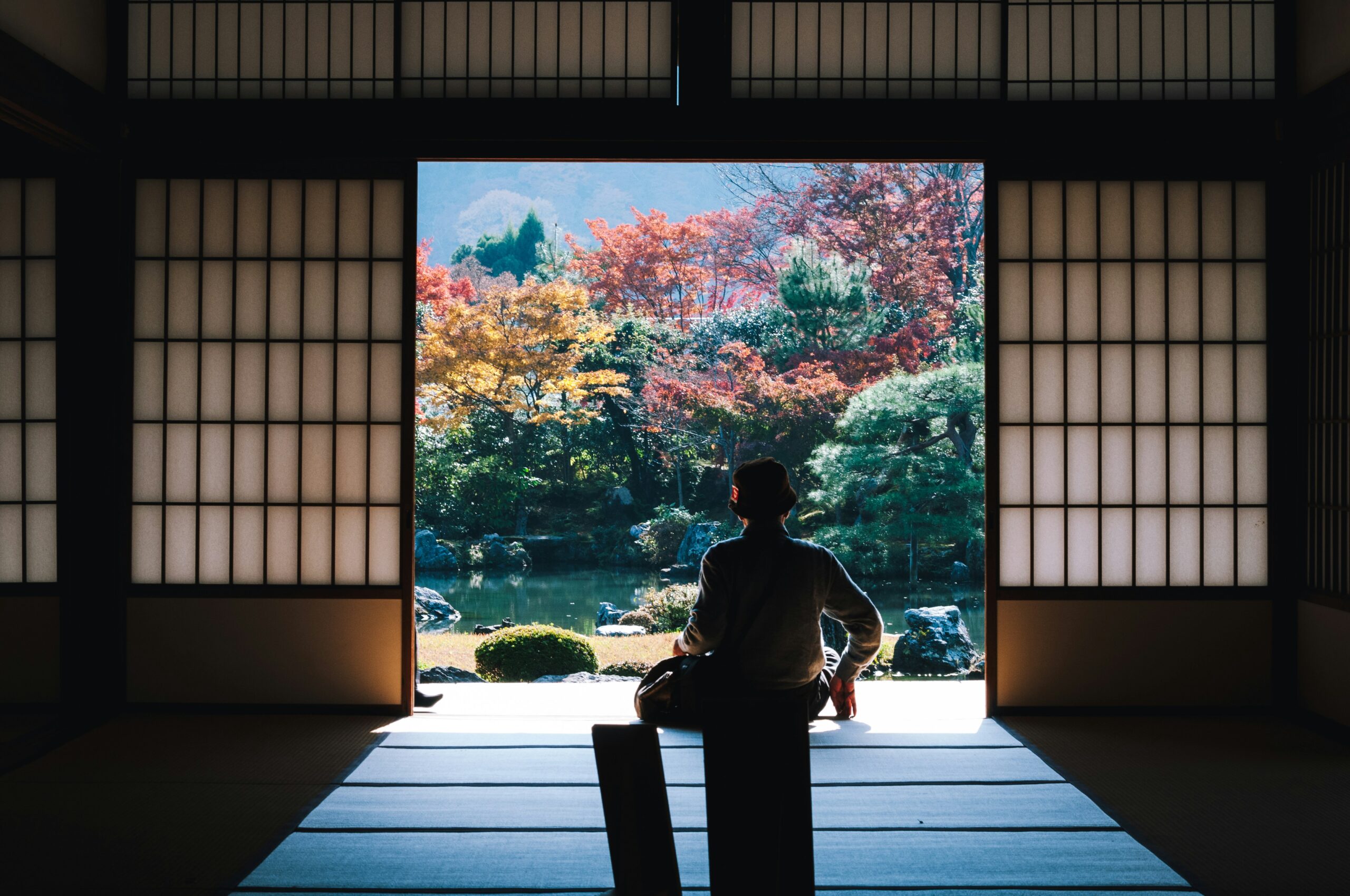 Traditional Japanese garden view from tatami room - Japan property